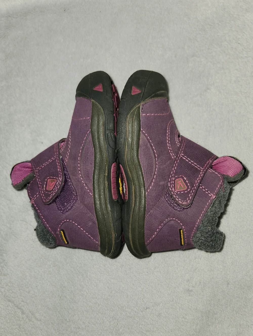 KEEN Kootenay WP (Waterproof) Winter Snow Boots Unisex-Child Size 7